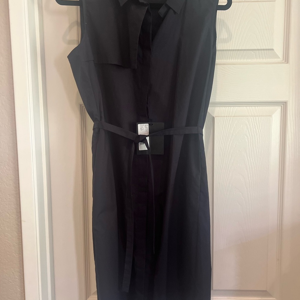 Elegant Dark Navy Sleeveless Dress